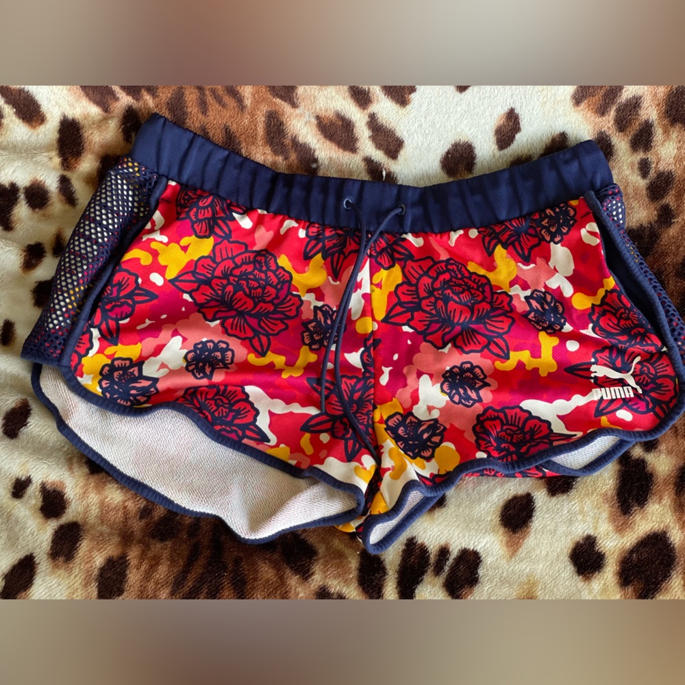 Puma x Fenty Floral Shorts with Mesh Detailing And Drawstrings Size M